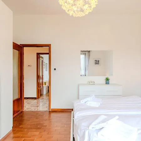 Apartamento Onda Blu By Interhome